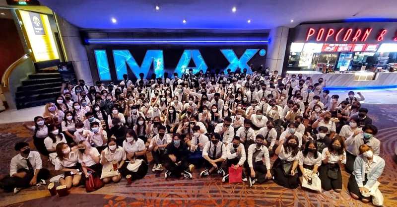 ปิ๊งไอเดีย! ต้อนรับน้องใหม่สร้างสรรค์ นำเฟรชชี่ DEK FILM”65 ปิดโรงดูหนัง @IMAX เรียนกับตัวจริง ประสบการณ์จริง