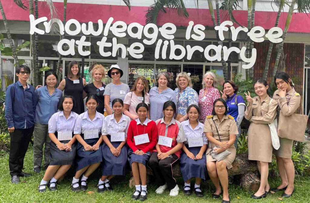 สมาคมสตรีอเมริกันแห่งประเทศไทยจับมือมูลนิธิ EDF จัดค่ายภาษาอังกฤษให้นักเรียน