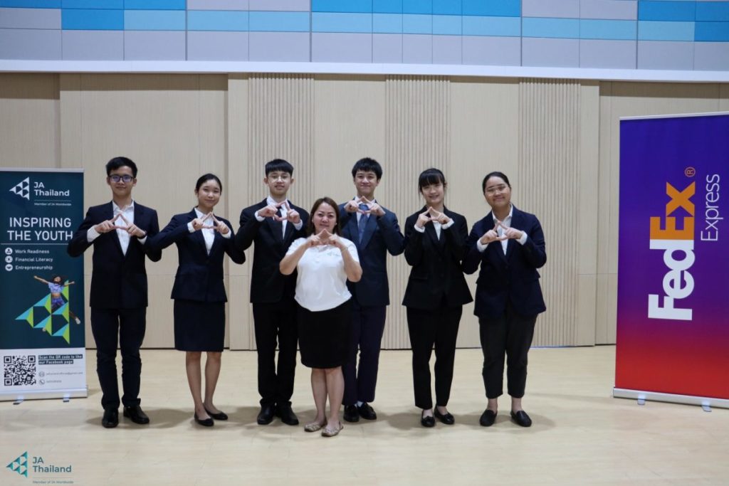 Six Young Thai Students Advance to the 2023 FedEx/JA International Trade Challenge Regional Finals