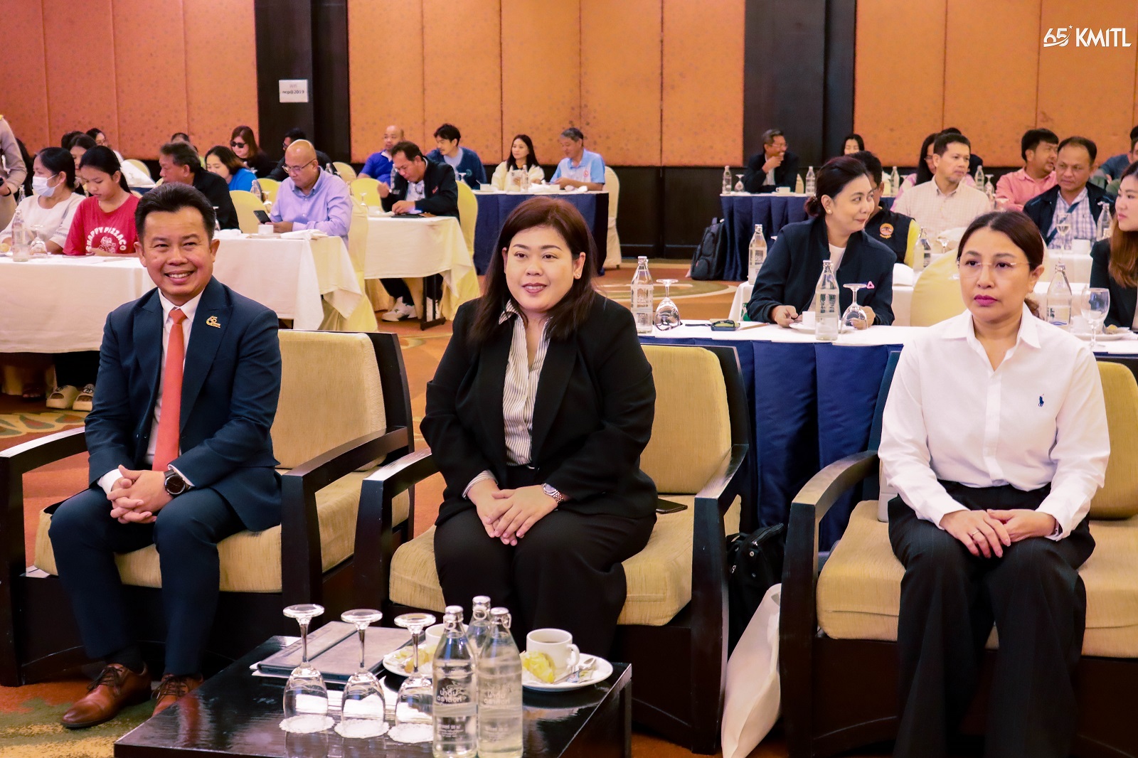 สจล. เปิดเวทีความร่วมมือไทย-ดัตช์ พัฒนาต้นแบบ Future Farm สจล. เปิดเวทีความร่วมมือไทย-ดัตช์ พัฒนาต้นแบบ Future Farm
