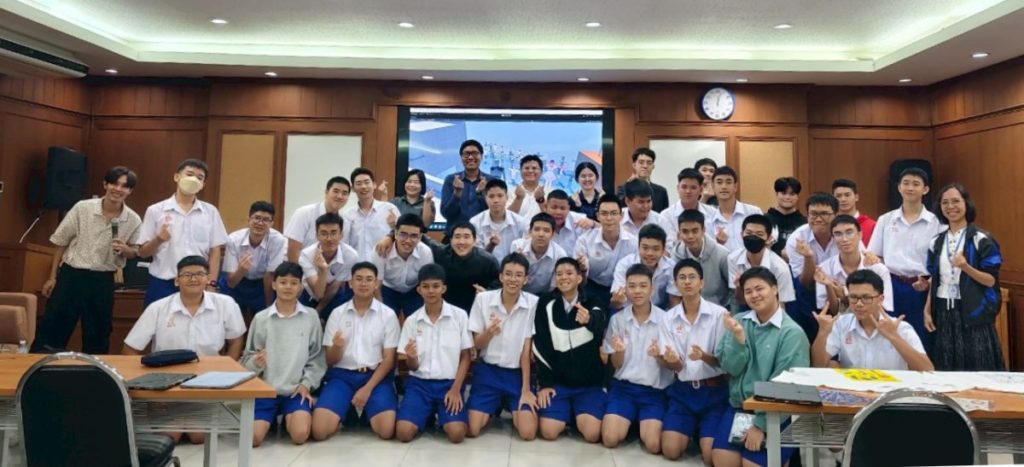 ดิจิทัลมีเดีย SPU บุก “เซนต์คาเบรียล” จัดกิจกรรม “Third Person Controller in 3D World” สอนสร้างเกมด้วยโปรแกรม Vroid-Unity