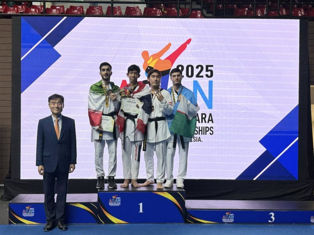 นักศึกษาบัญชี ม.อีสเทิร์นเอเชีย คว้าเหรียญทองพาราเทควันโด ประเทศมาเลเซีย