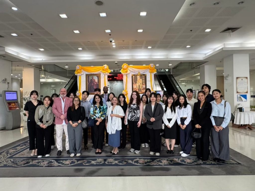 George Mason University Korea is creating a cross-border learning space reinforcing its leadership in conflict resolution, legislation, and culture by continuously organizing a Study Trip program in Thailand.
