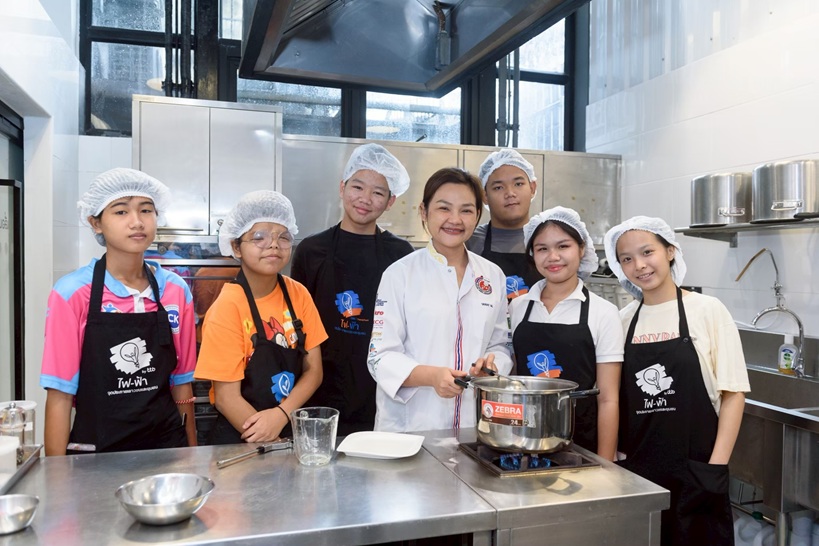 ไฟ-ฟ้า โดย ทีทีบี สานฝันเด็กไฟ-ฟ้า บนเส้นทางเชฟมืออาชีพ จุดประกายการเรียนรู้จากคลาสครัว ต่อยอดสู่เวทีแข่งขันระดับนานาชาติ ไฟ-ฟ้า โดย ทีทีบี สานฝันเด็กไฟ-ฟ้า บนเส้นทางเชฟมืออาชีพ จุดประกายการเรียนรู้จากคลาสครัว ต่อยอดสู่เวทีแข่งขันระดับนานาชาติ