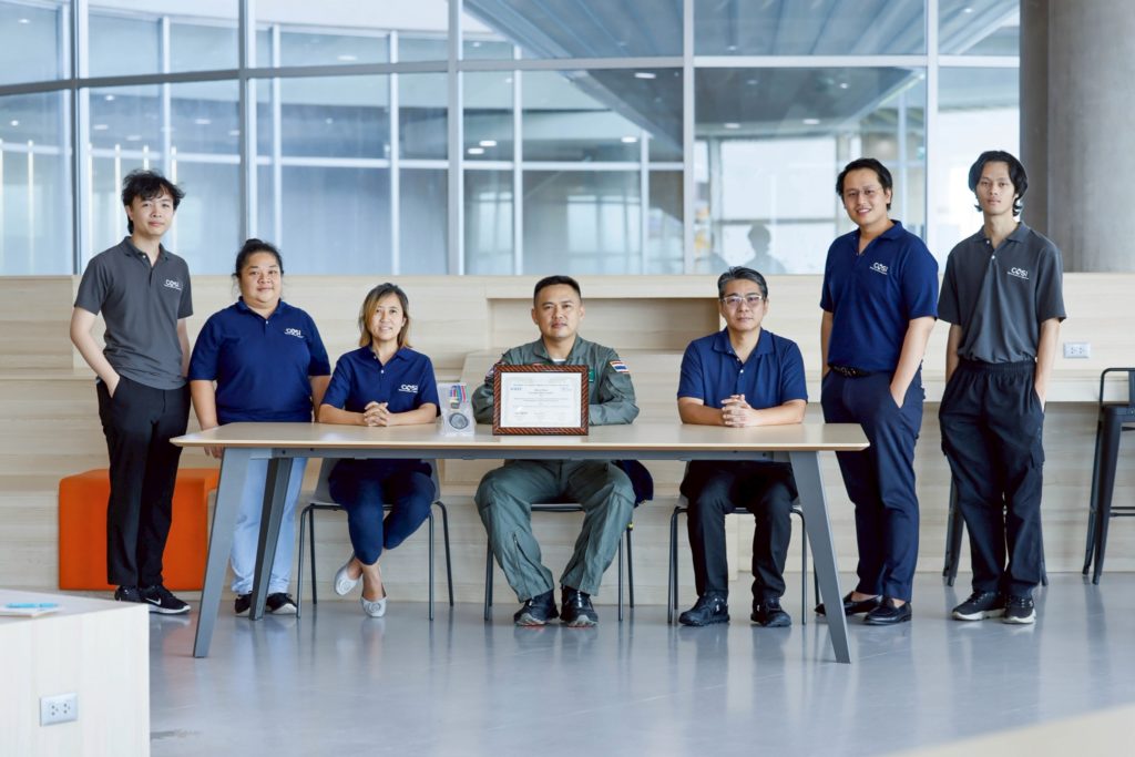 ม.กรุงเทพ คว้ารางวัลระดับโลก ด้วยระบบฝึกนักบินโดรน VR ณ ประเทศญี่ปุ่น