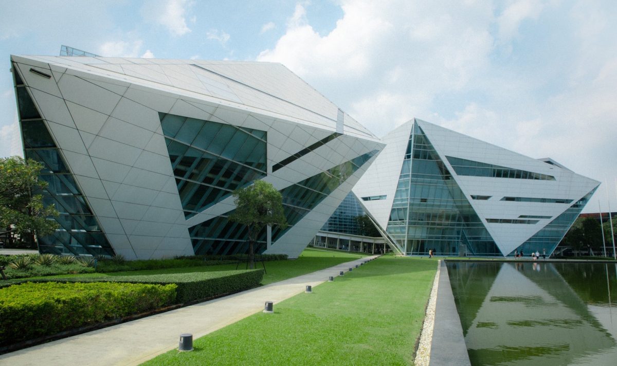 ม.กรุงเทพ พลิกโมเดลการเรียนรู้ ยุคที่ปริญญาต้อง “ใช้งานได้จริง” ม.กรุงเทพ พลิกโมเดลการเรียนรู้ ยุคที่ปริญญาต้อง “ใช้งานได้จริง”