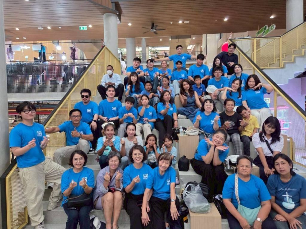 มูลนิธิบ้านพลังรักเปิดสอนภาษาไทยและอังกฤษฟรี พร้อมจัดกิจกรรม สุขใจผู้ให้ อิ่มใจผู้รับ