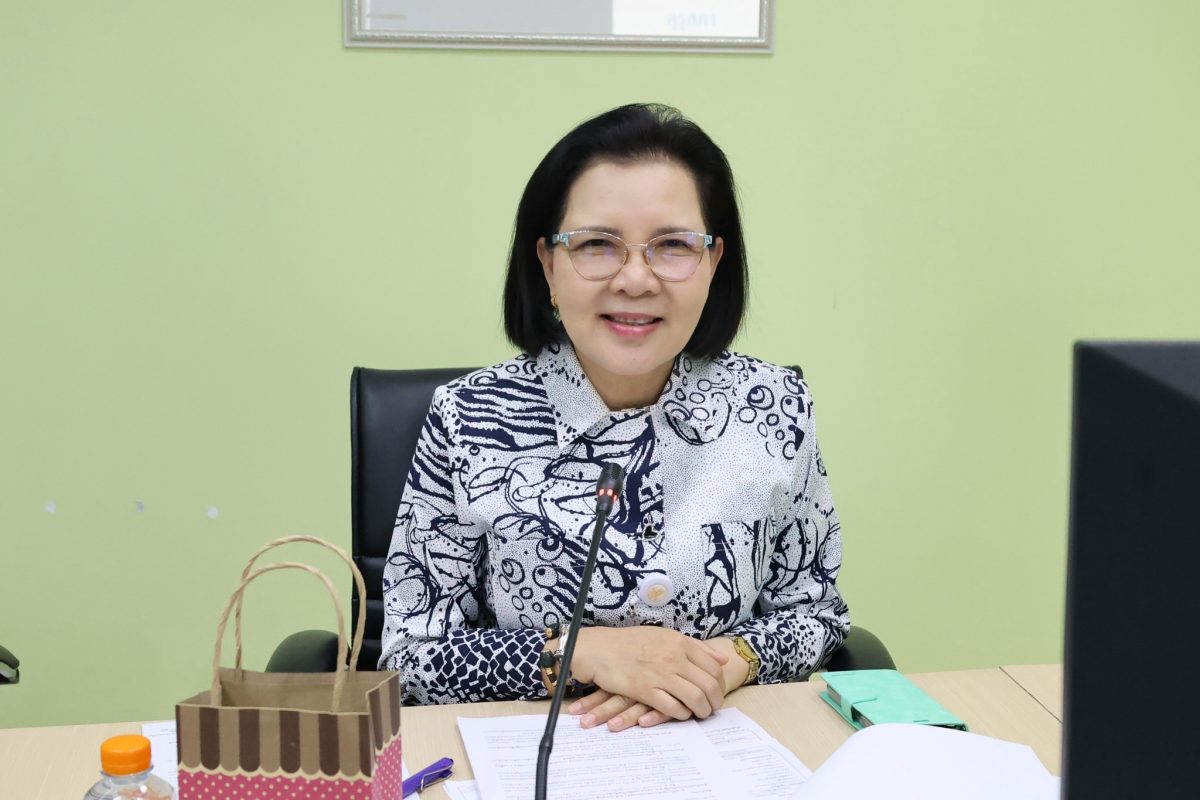 คุรุสภาพุ่งเป้าถอดรหัส “ครูต้นแบบ” สกัด 80 องค์ความรู้ ยกระดับครูไทยรับโลกยุคใหม่ คุรุสภาพุ่งเป้าถอดรหัส “ครูต้นแบบ” สกัด 80 องค์ความรู้ ยกระดับครูไทยรับโลกยุคใหม่