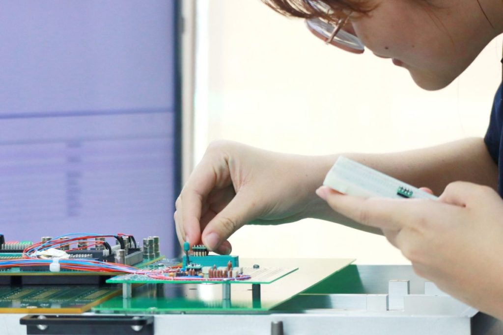 สอวช. กางแผน “Siam Silica Framework” ปั้นทัพกำลังคนเซมิคอนดักเตอร์ ดันสัดส่วนการส่งออกไทยสู่ 8% ของอาเซียน