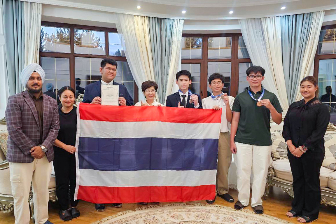 นักศึกษาทุน Harbour.Space@UTCC ผงาดเวทีโอลิมปิก AI คว้าเหรียญเงิน-ทองแดง APOAI 2026 พร้อมรางวัลชมเชย IOAI 2026 ณ ประเทศาซัคสถาน นักศึกษาทุน Harbour.Space@UTCC ผงาดเวทีโอลิมปิก AI คว้าเหรียญเงิน-ทองแดง APOAI 2026 พร้อมรางวัลชมเชย IOAI 2026 ณ ประเทศาซัคสถาน